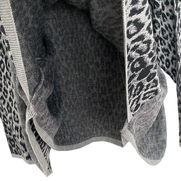 BFA Classics Vintage Gray Black Leopard Print Layered Sweater US 1X - Picture 5 of 8